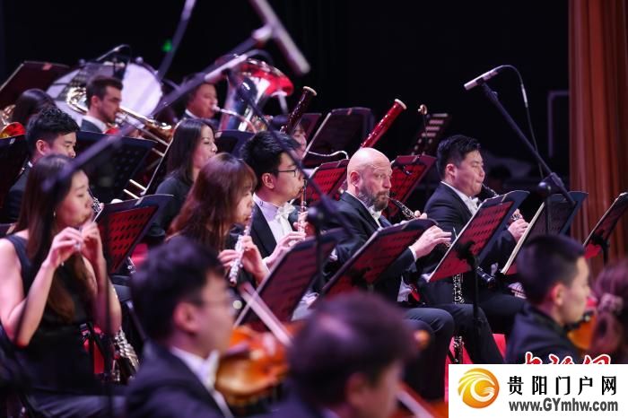 贵阳孔学堂《雅颂交响》音乐会精彩上演(图9) 贵阳孔学堂《雅颂交响》音乐会精彩上演(图9)
