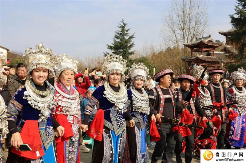 安顺旧州古镇多彩年俗闹新春(图2) 安顺旧州古镇多彩年俗闹新春(图2)