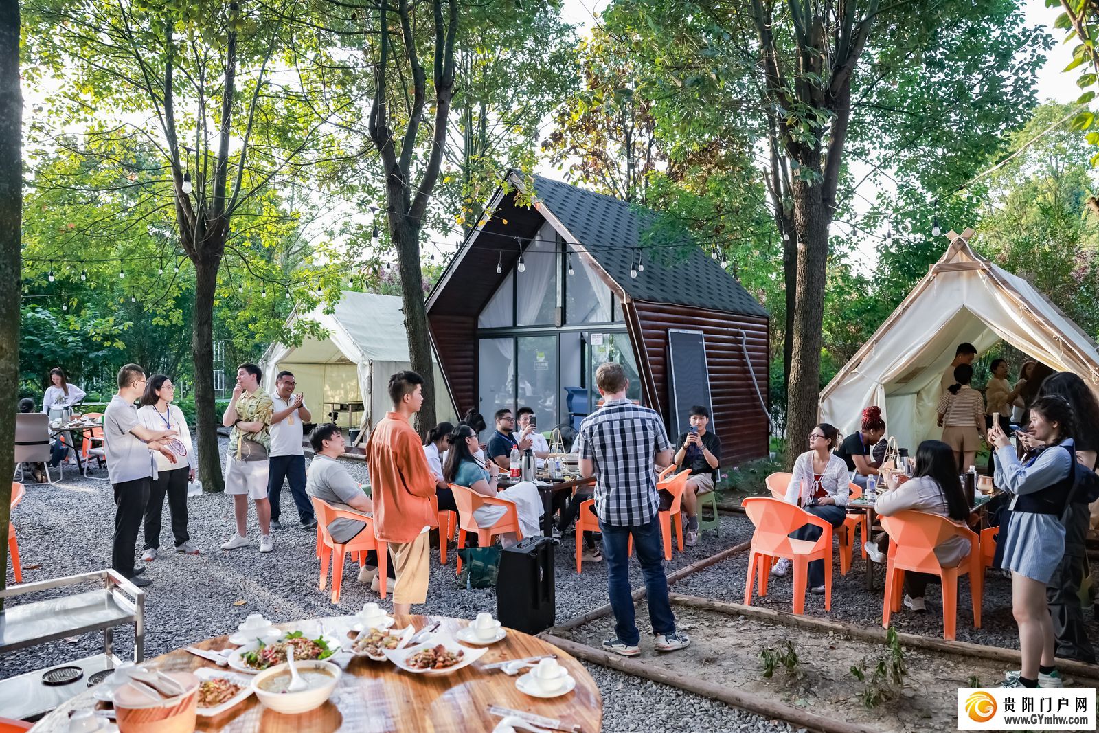 国际儒学联合会2024汉学青年学者研习营走进天河谭景区和贵阳市生态科普馆(图19) 国际儒学联合会2024汉学青年学者研习营走进天河谭景区和贵阳市生态科普馆(图19)