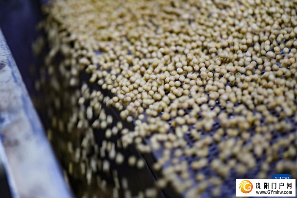 一瓶辣酱的长“红”密码(图5) 一瓶辣酱的长“红”密码(图5)