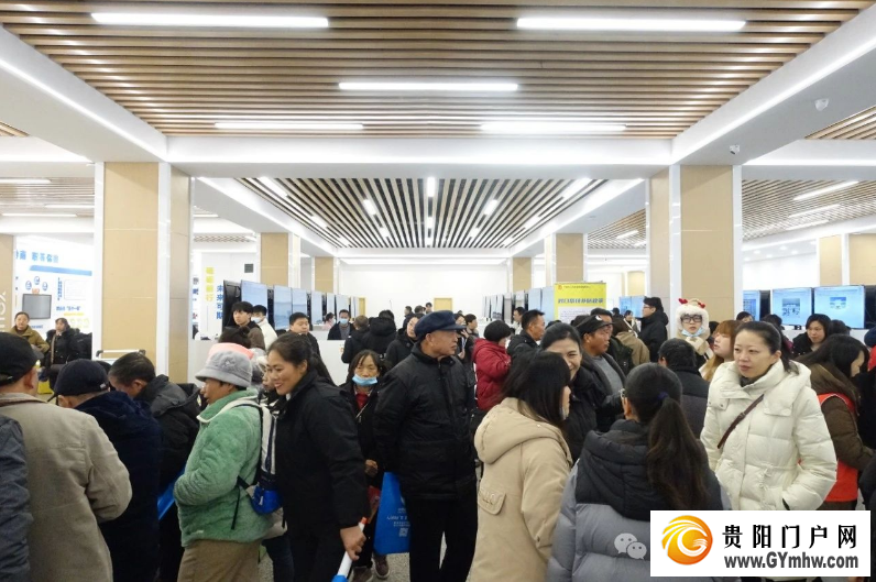 黔南州“山海心连”东西部劳务协作专场招聘会举行(图1) 黔南州“山海心连”东西部劳务协作专场招聘会举行(图1)