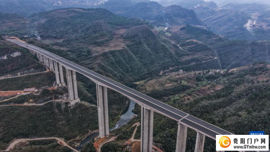 贵平高速公路通车在即(图1)